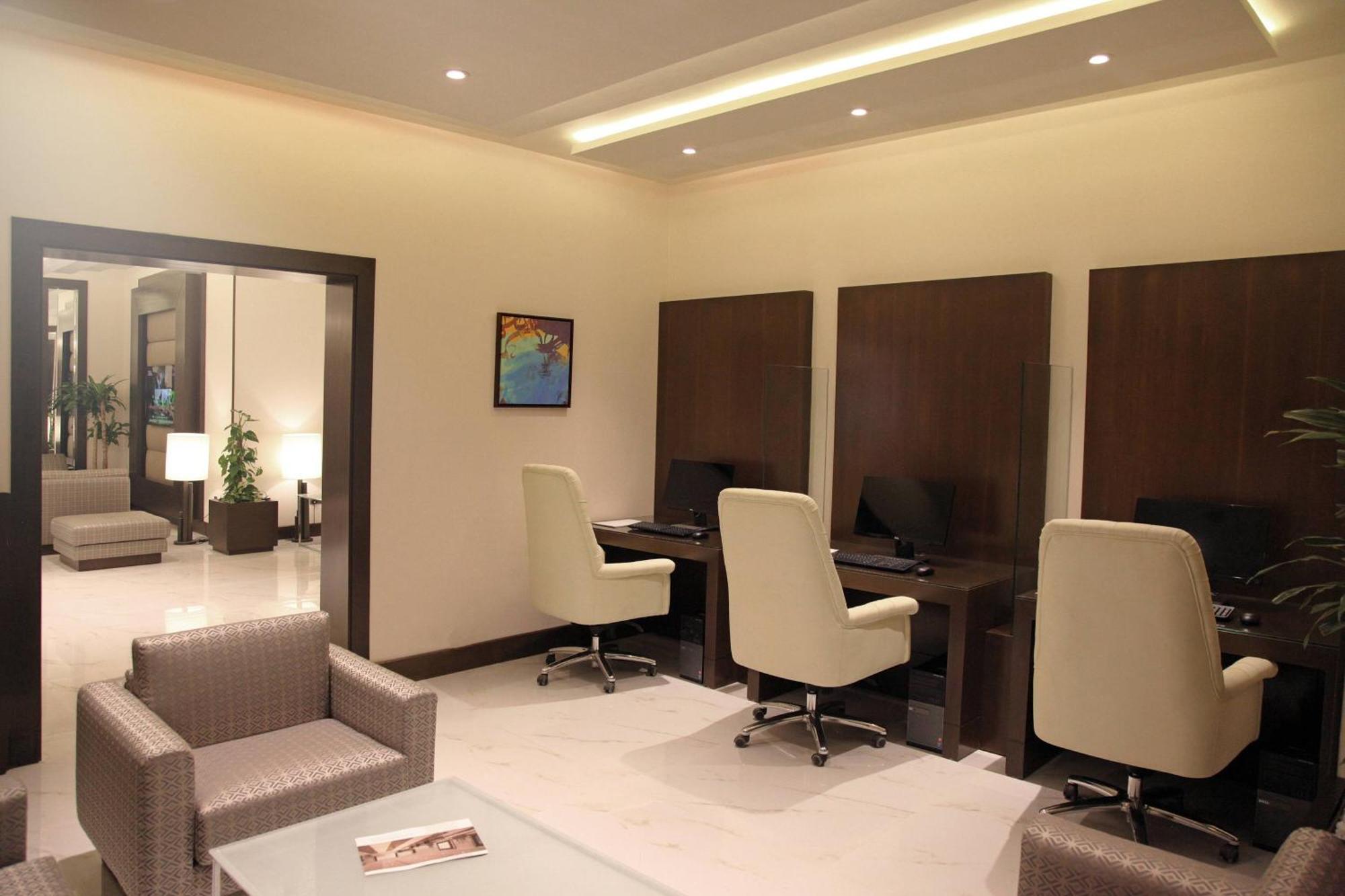 Marriott Executive Apartments Madinah Medina Exterior photo